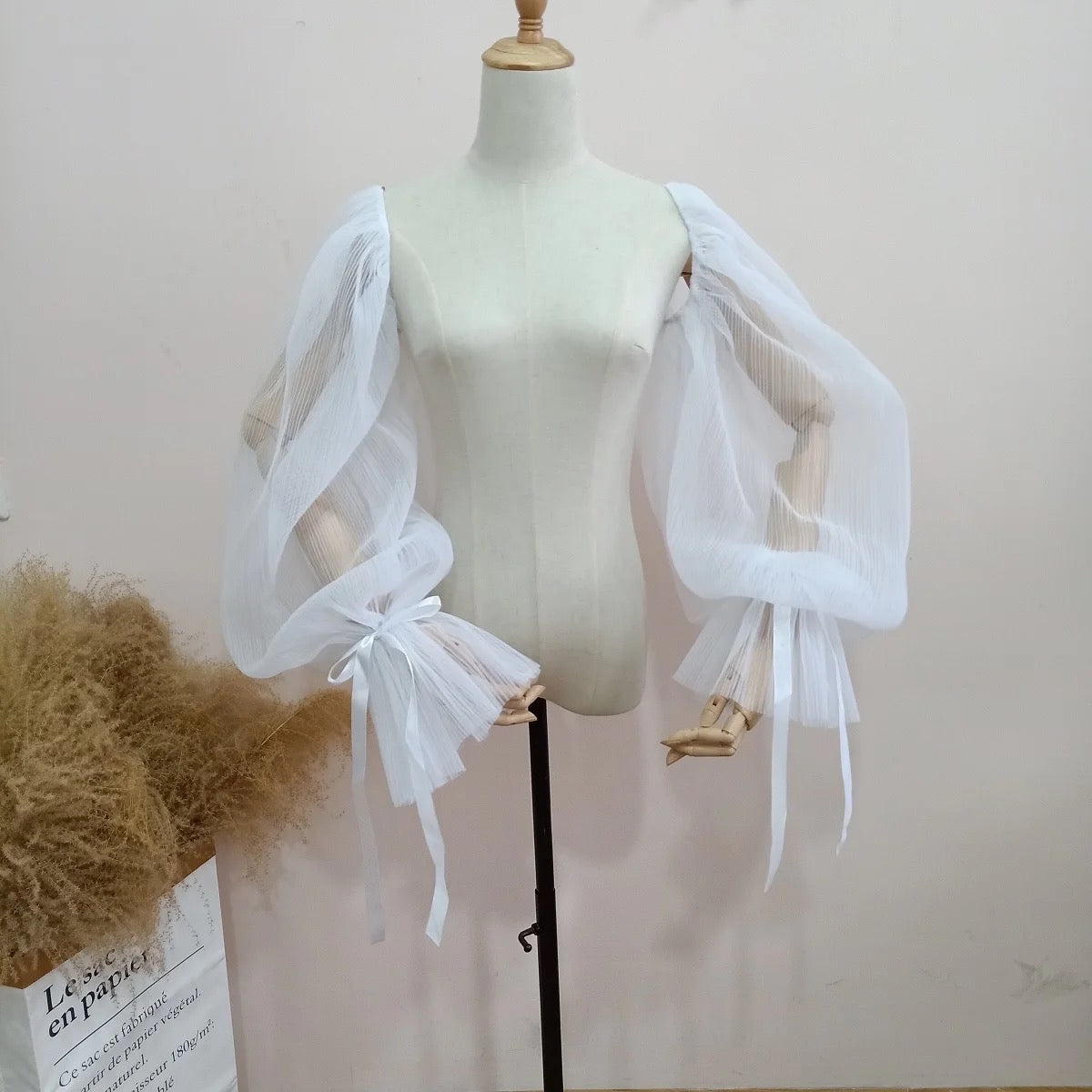• VANIA • long pleated plisse tulle wedding sleeves
