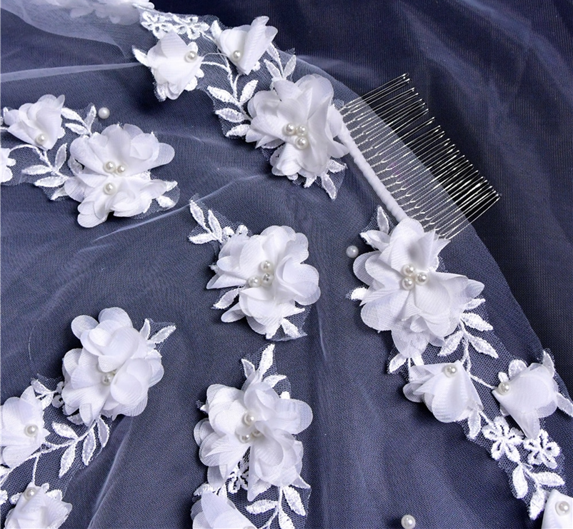 • MARIETTA • Top Crown 3D lace applique pearl veil