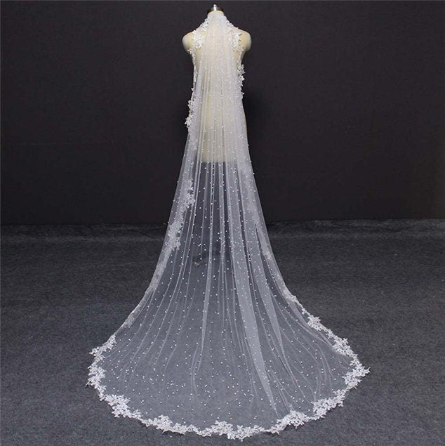 • ARIA •  lace & pearl veil